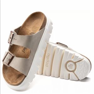 Taupe Birkenstock Woman’s Arizona Platform Sandal - Size 7